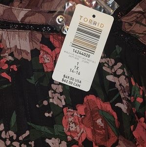 Torrid blouse